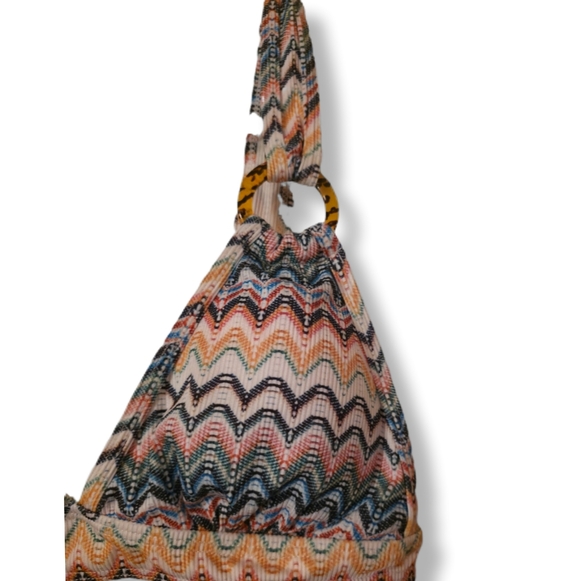 Unbranded Size M Crochet Chevron Triangle Bikini Top - Picture 4 of 8